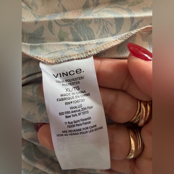 Vince Multicolor Floral Blouse Women’s 
Size: XL - Picture 12 of 13